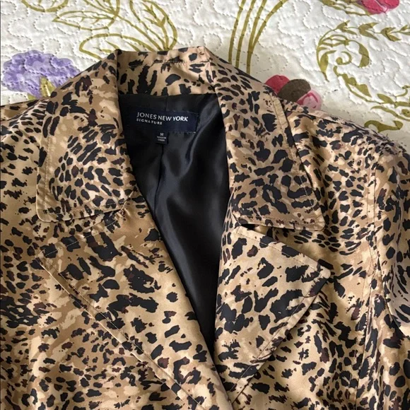 Jones New York Leopard-Print Double-Breasted Trench Coat - Tan & Black - Picture 3 of 12